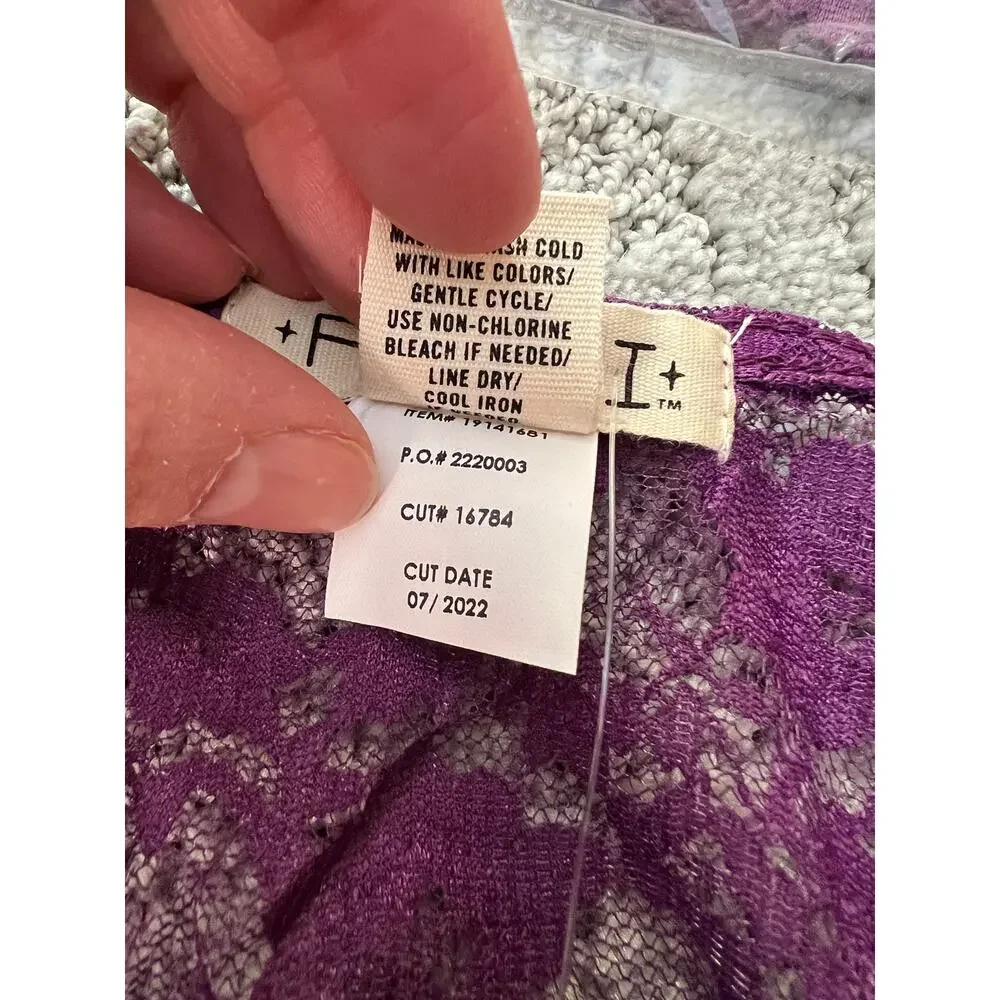 Sexy Sheer Torrid 1X CROP TOP Purple Haze Stretch Lace Festival Festi Blouse NEW - Picture 11 of 13